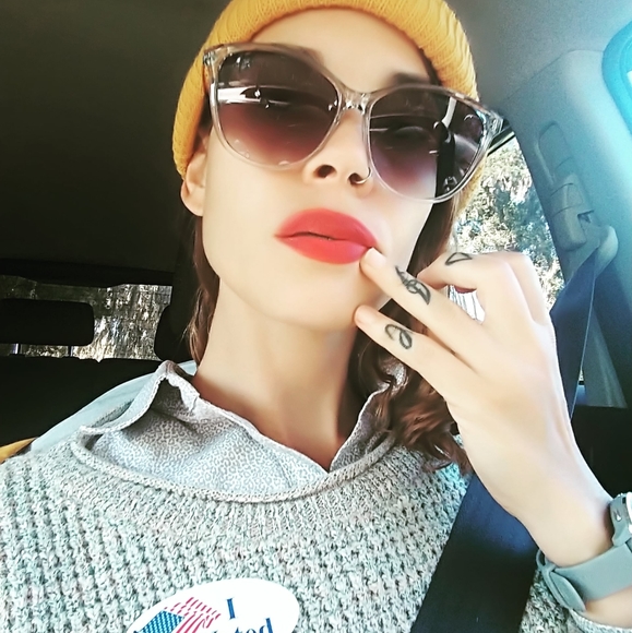 Meet your Posher, Rachel - Picture 4 of 4